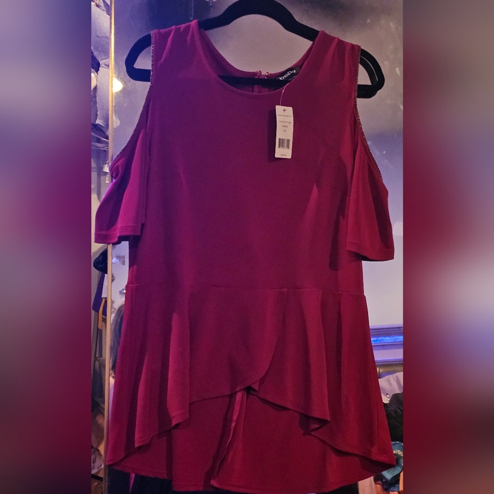 Elegant Burgundy Cold Shoulder Top